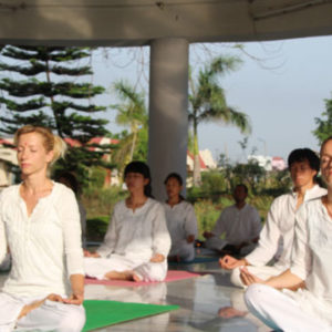 meditation-class-yogavini-rishikesh